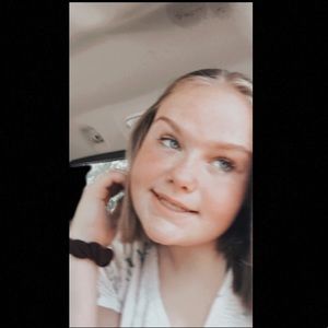 Meet your Posher, Molly